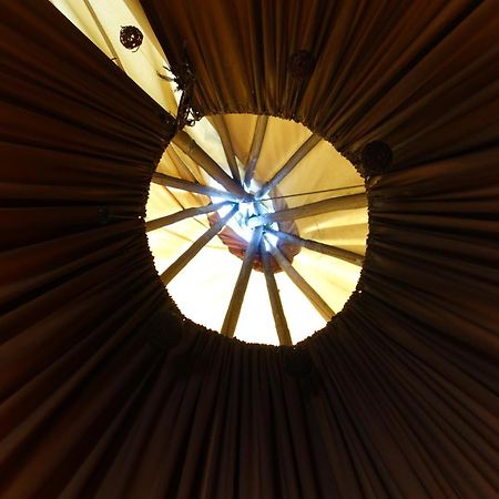 Levaltipis Hotell Saint-Gâtien-des-Bois Eksteriør bilde
