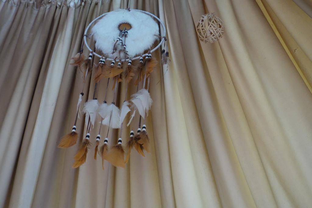 Levaltipis Hotell Saint-Gâtien-des-Bois Eksteriør bilde